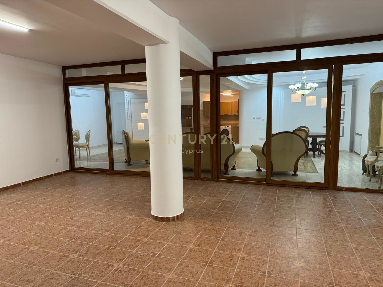 6 chambres Villa à Agios Tychonas, Limassol, Chypre No. 53629