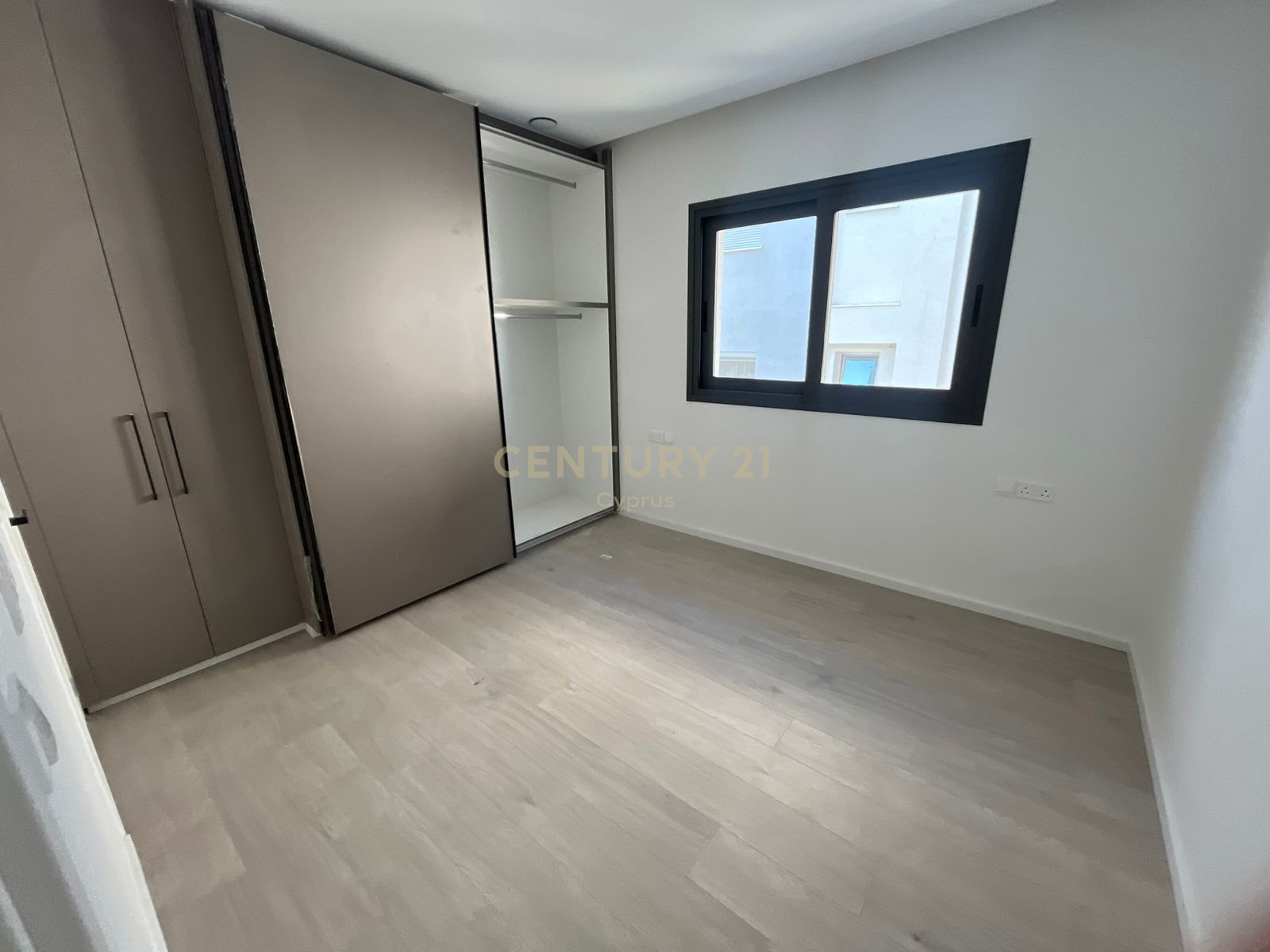 2 bedrooms Apartment in Agios Athanasios, Limassol, Cyprus No. 54292