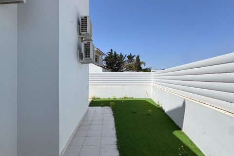 4 dormitorios Adosado en Livadia, Nicosia, No. 52135 27