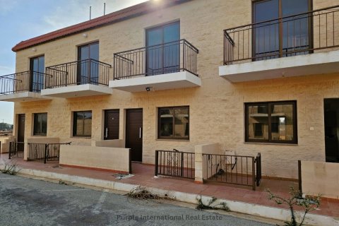 Таунхаус с 2 спальнями в Лиопетри, Аммохостос, Кипр № 37165 2