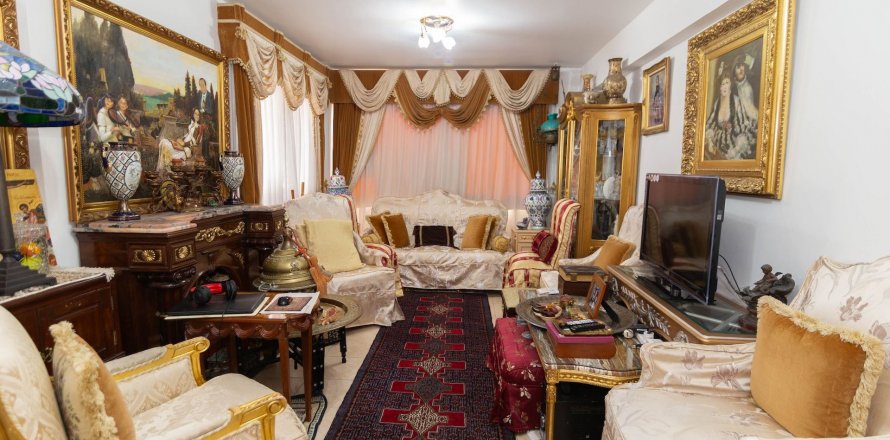 Квартира с 2 спальнями в Ларнака, Кипр № 37160