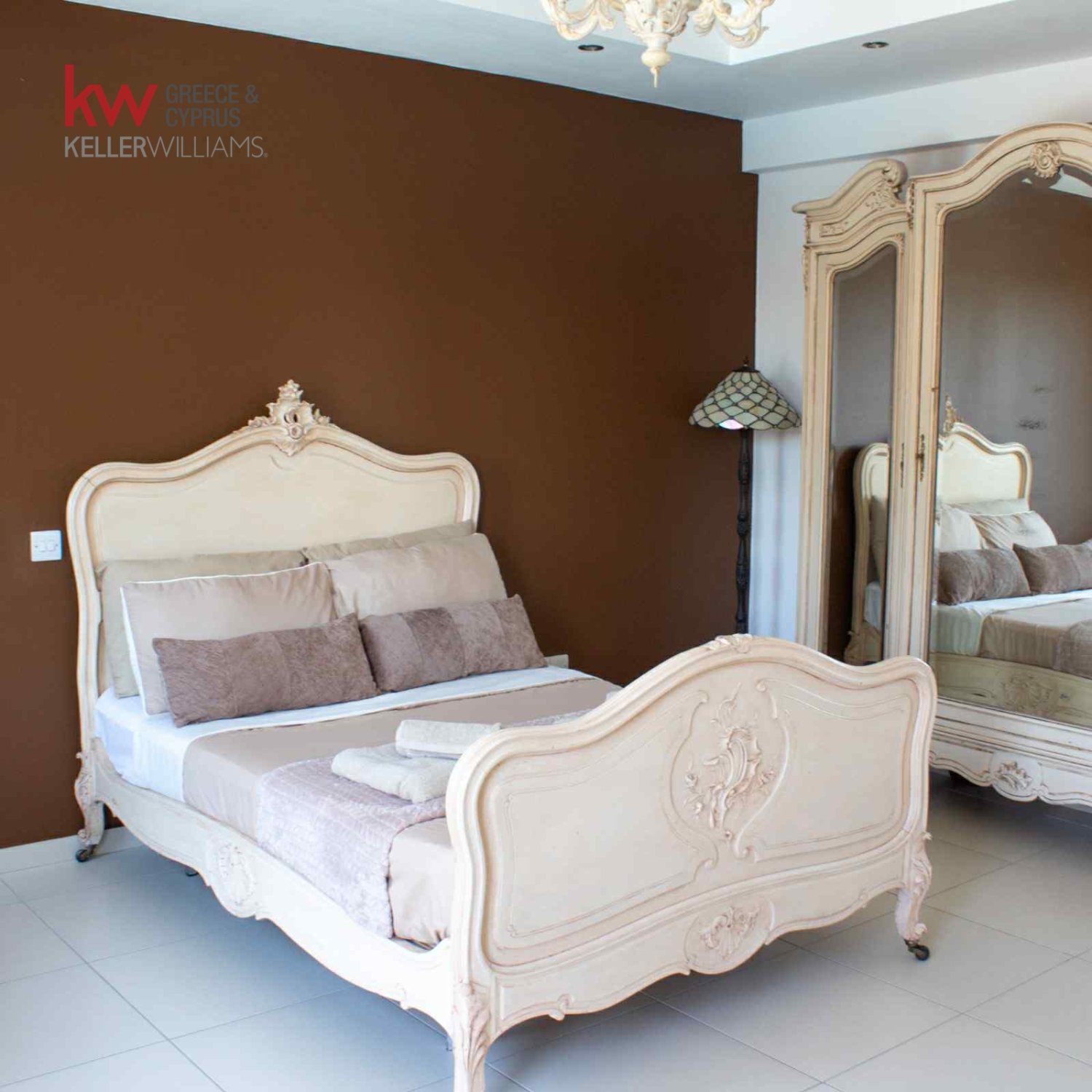 5 bedrooms Villa in Oroklini, Larnaka, Cyprus No. 39930