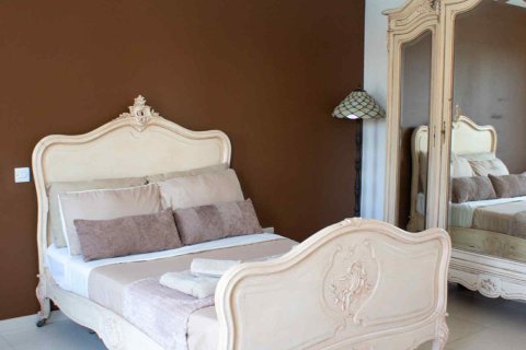 5 bedrooms Villa in Oroklini, Larnaka,  No. 39930 20