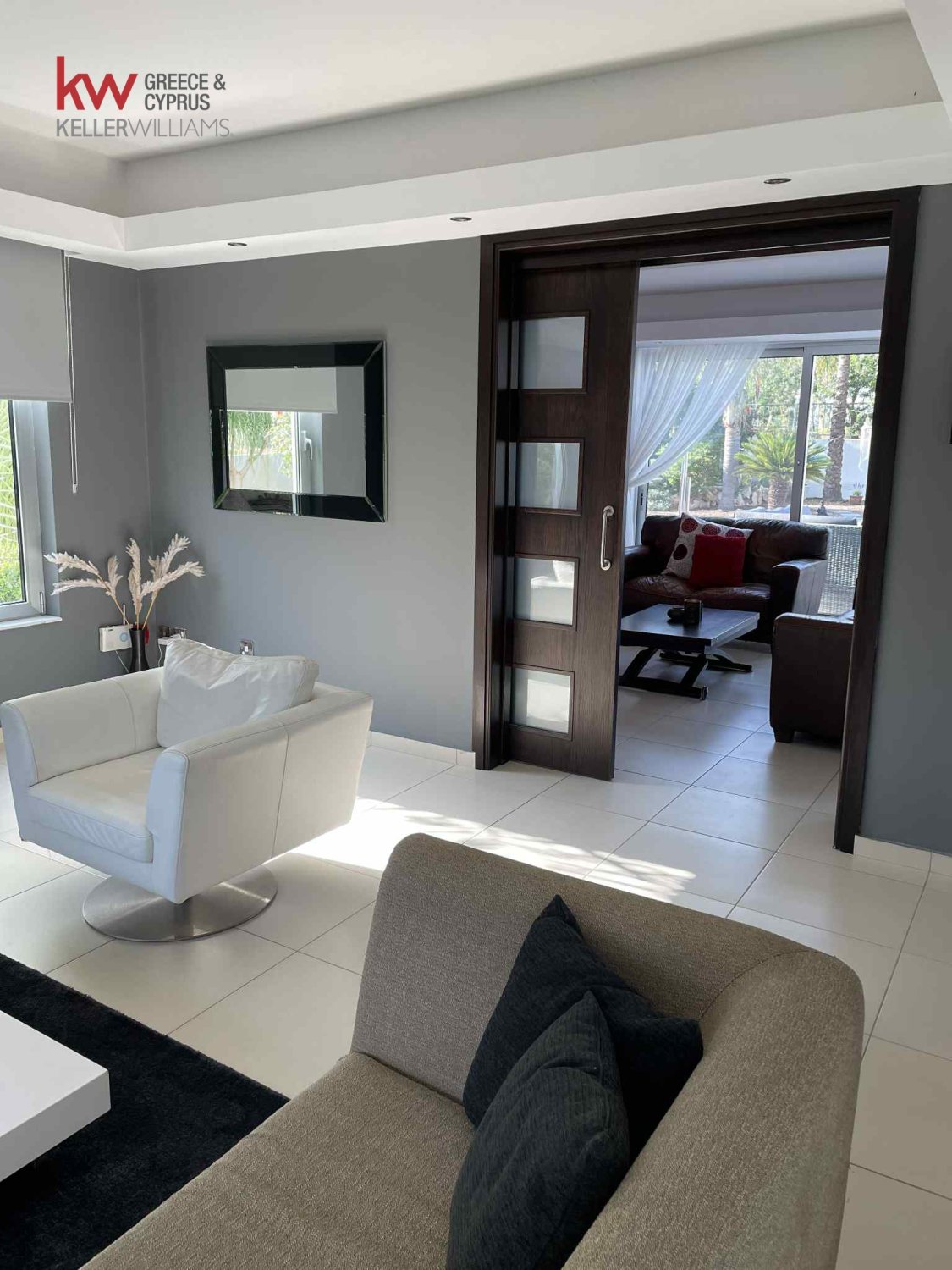 5 bedrooms Villa in Oroklini, Larnaka, Cyprus No. 39930
