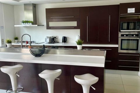 5 bedrooms Villa in Oroklini, Larnaka,  No. 39930 9