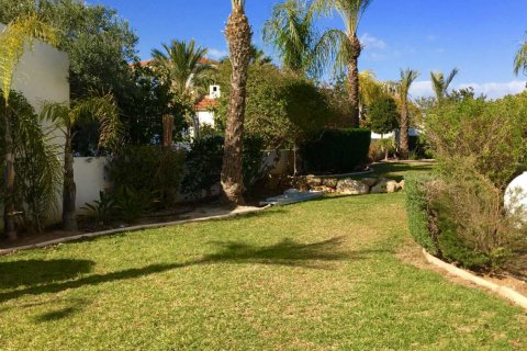 5 bedrooms Villa in Oroklini, Larnaka,  No. 39930 26