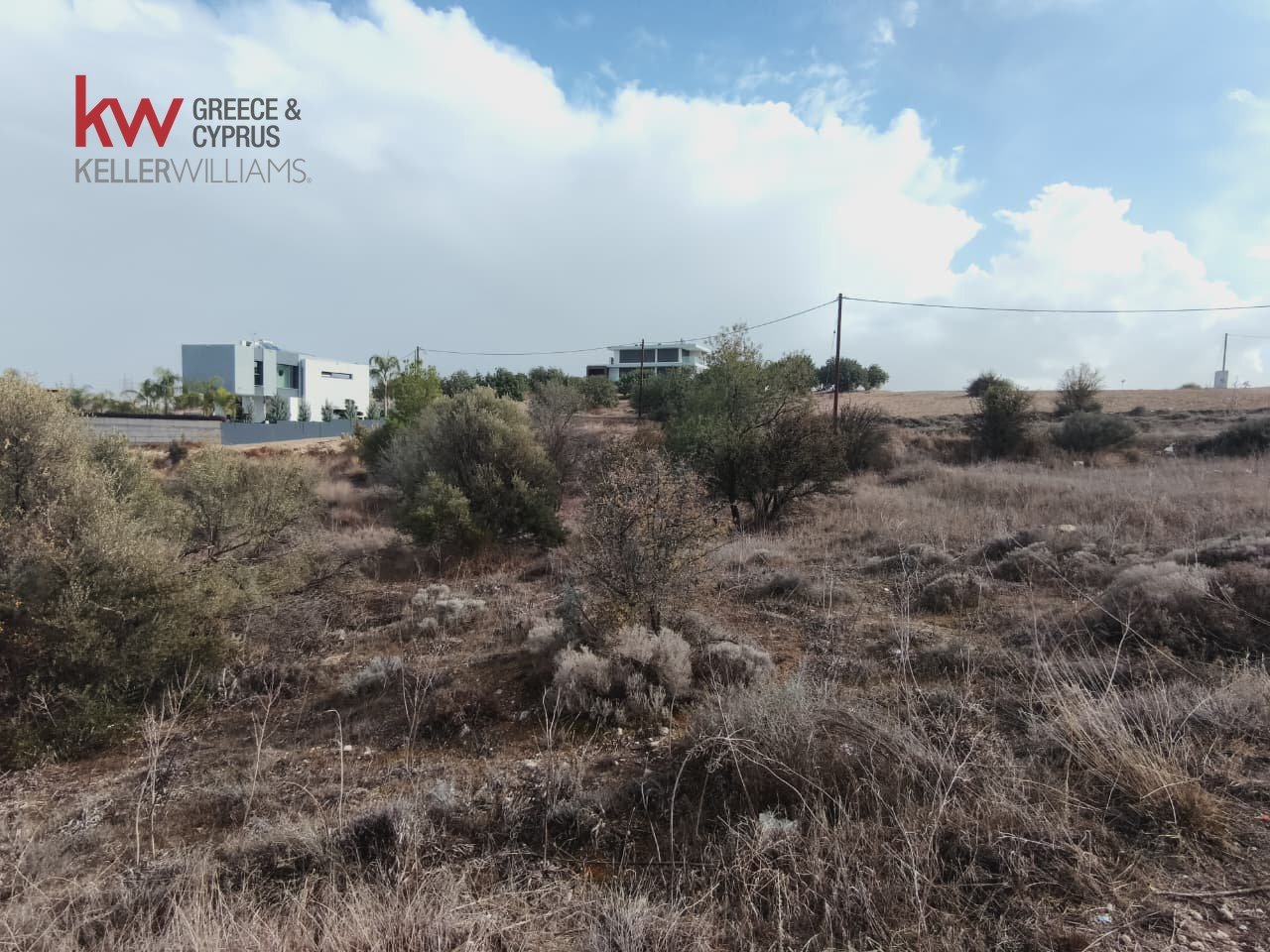 3150m2 Terrain à Alampra, Nicosia, Chypre No. 39928