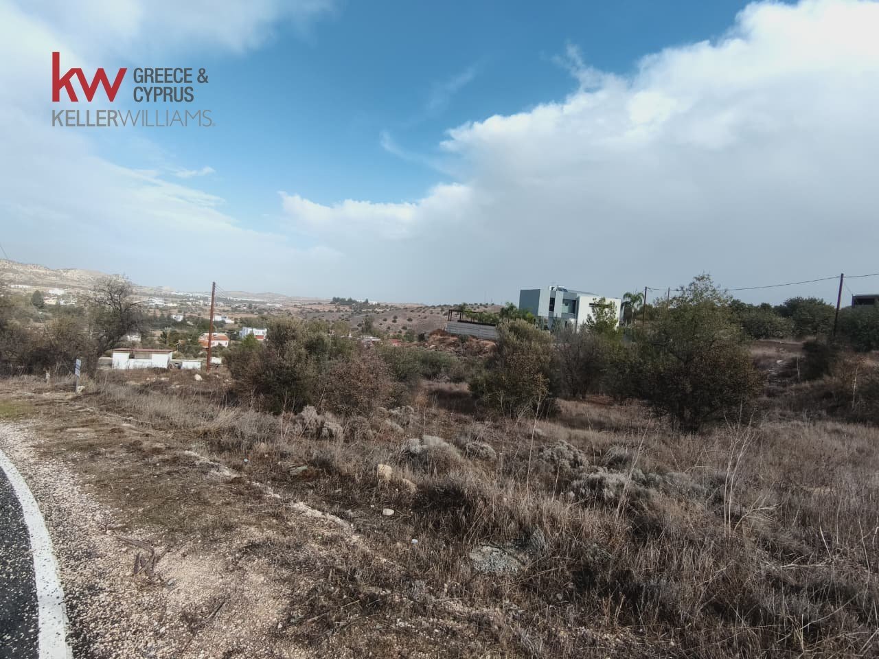 3150m2 Terrain à Alampra, Nicosia, Chypre No. 39928