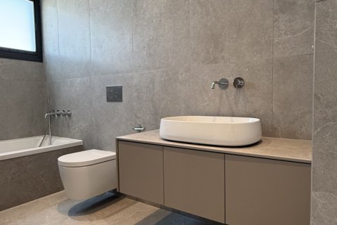 Квартира с 2 спальнями в Строволос, Никосия,  № 39932 26