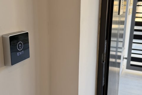 Квартира с 2 спальнями в Строволос, Никосия,  № 39932 5