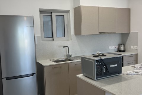 2 bedrooms Apartment in Larnaka,  No. 39933 4