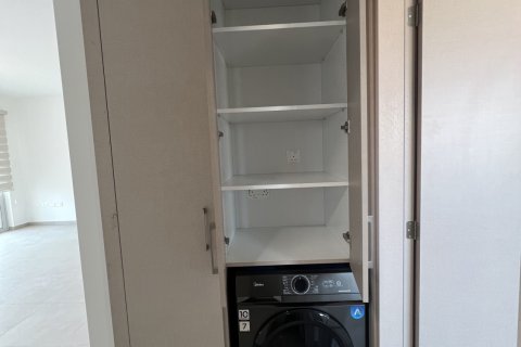 2 bedrooms Apartment in Larnaka,  No. 39933 15