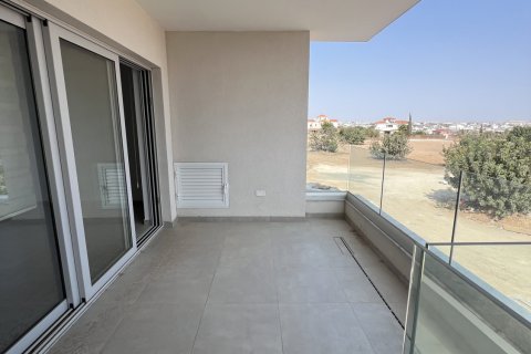 2 bedrooms Apartment in Larnaka,  No. 39933 9