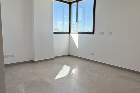 Квартира с 2 спальнями в Строволос, Никосия,  № 39931 21