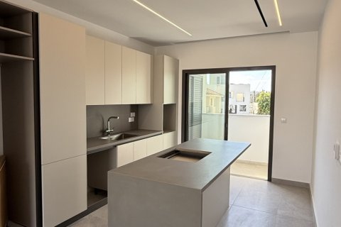 Квартира с 2 спальнями в Строволос, Никосия,  № 39931