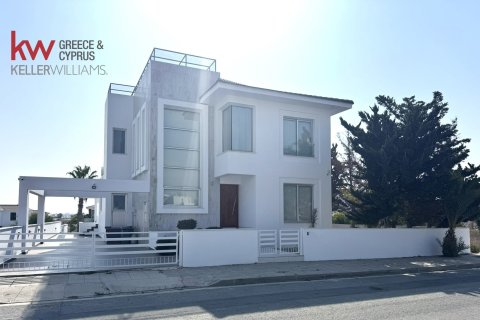 4 bedrooms Villa in Oroklini, Larnaka, No. 39929 3