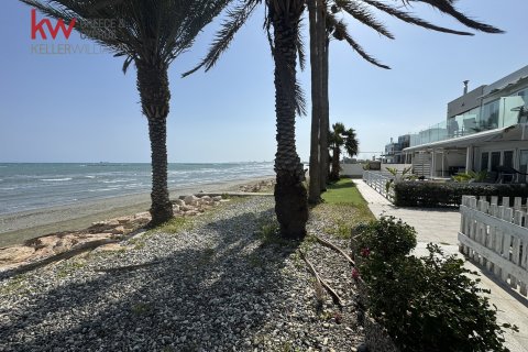 2 bedrooms Apartment in Oroklini, Larnaka,  No. 50562 3