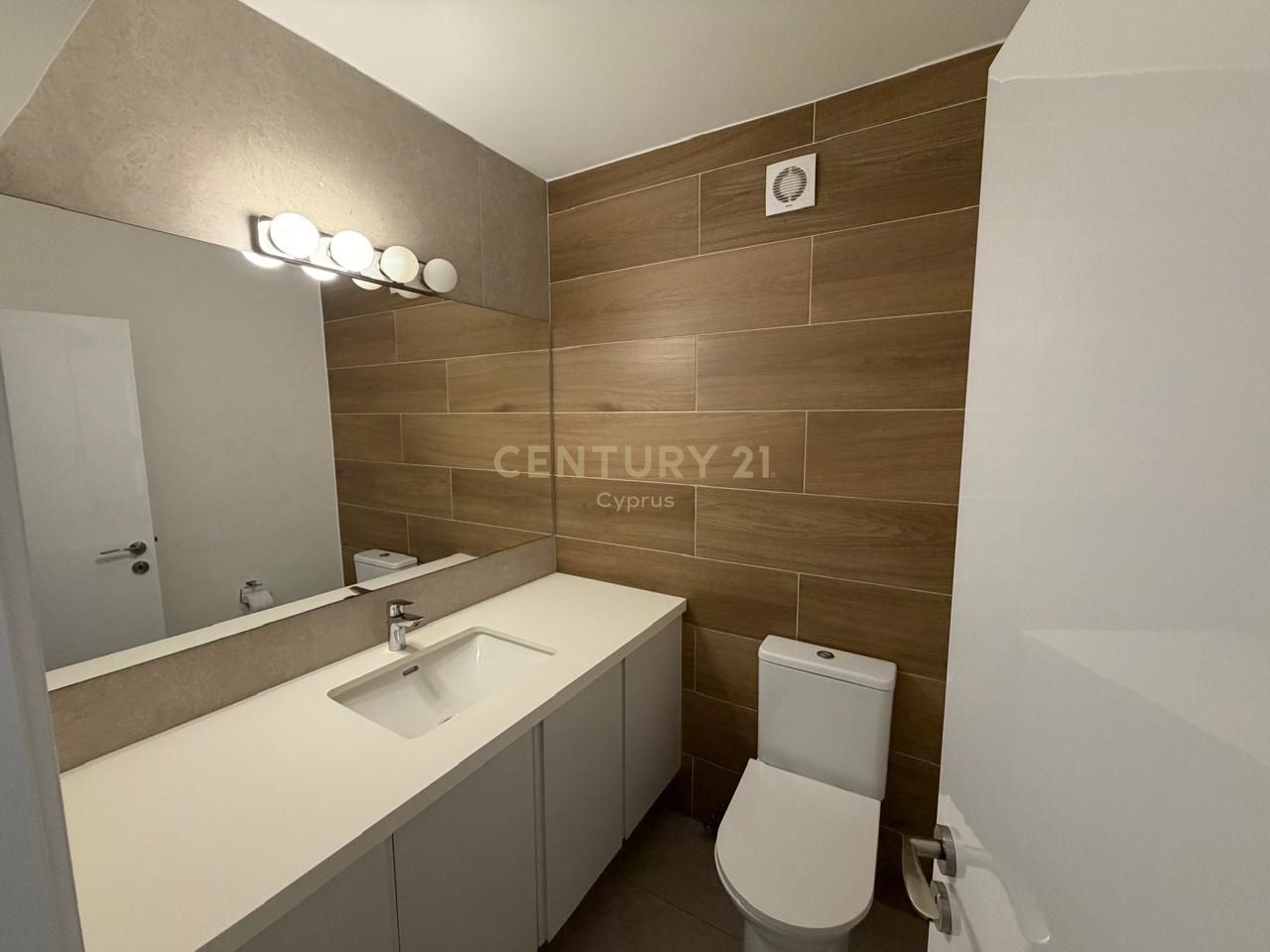 3 chambres Appartement à Limassol, Chypre No. 57165