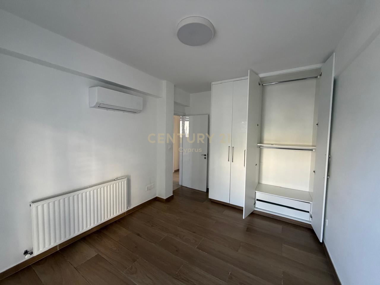 3 chambres Appartement à Limassol, Chypre No. 57165