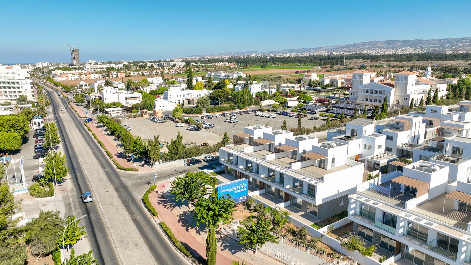 3 bedrooms Townhouse in Geroskípou, Paphos, Cyprus No. 27188