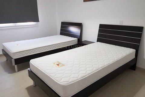 2 bedrooms Apartment in Limassol,  No. 57210 4