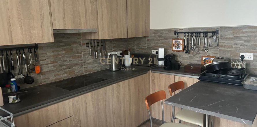 2 dormitorios Apartamento en Agios Tychonas, Limassol,  No. 57213