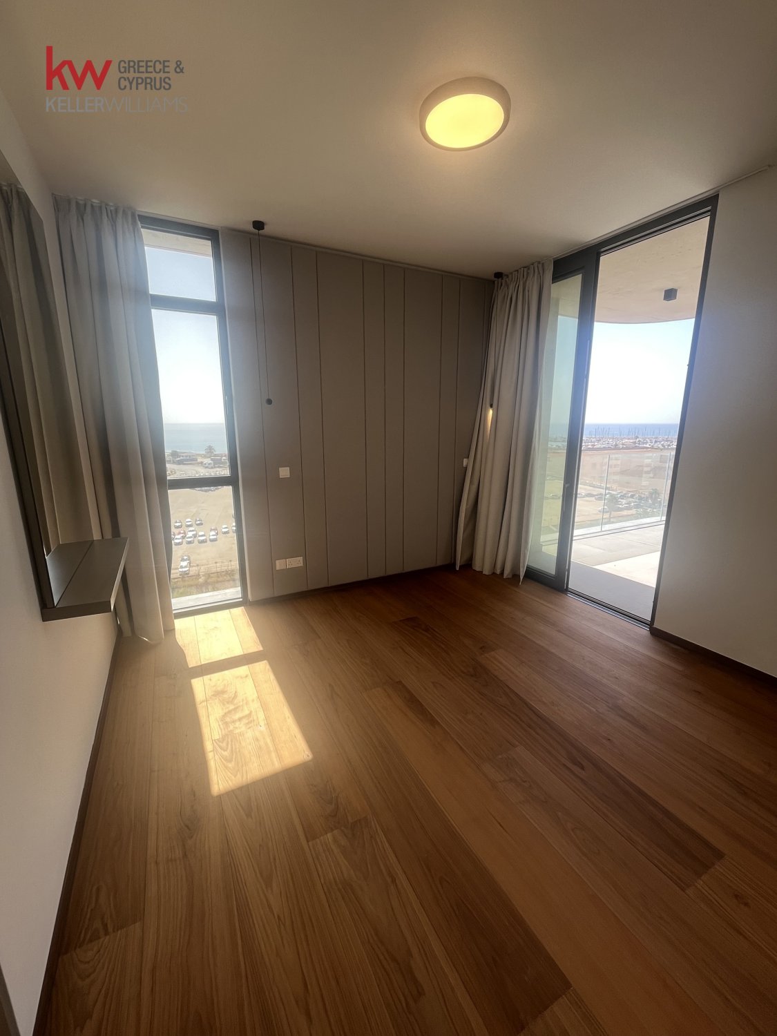 3 bedrooms Apartment in Larnaca, Larnaka, Cyprus No. 40466