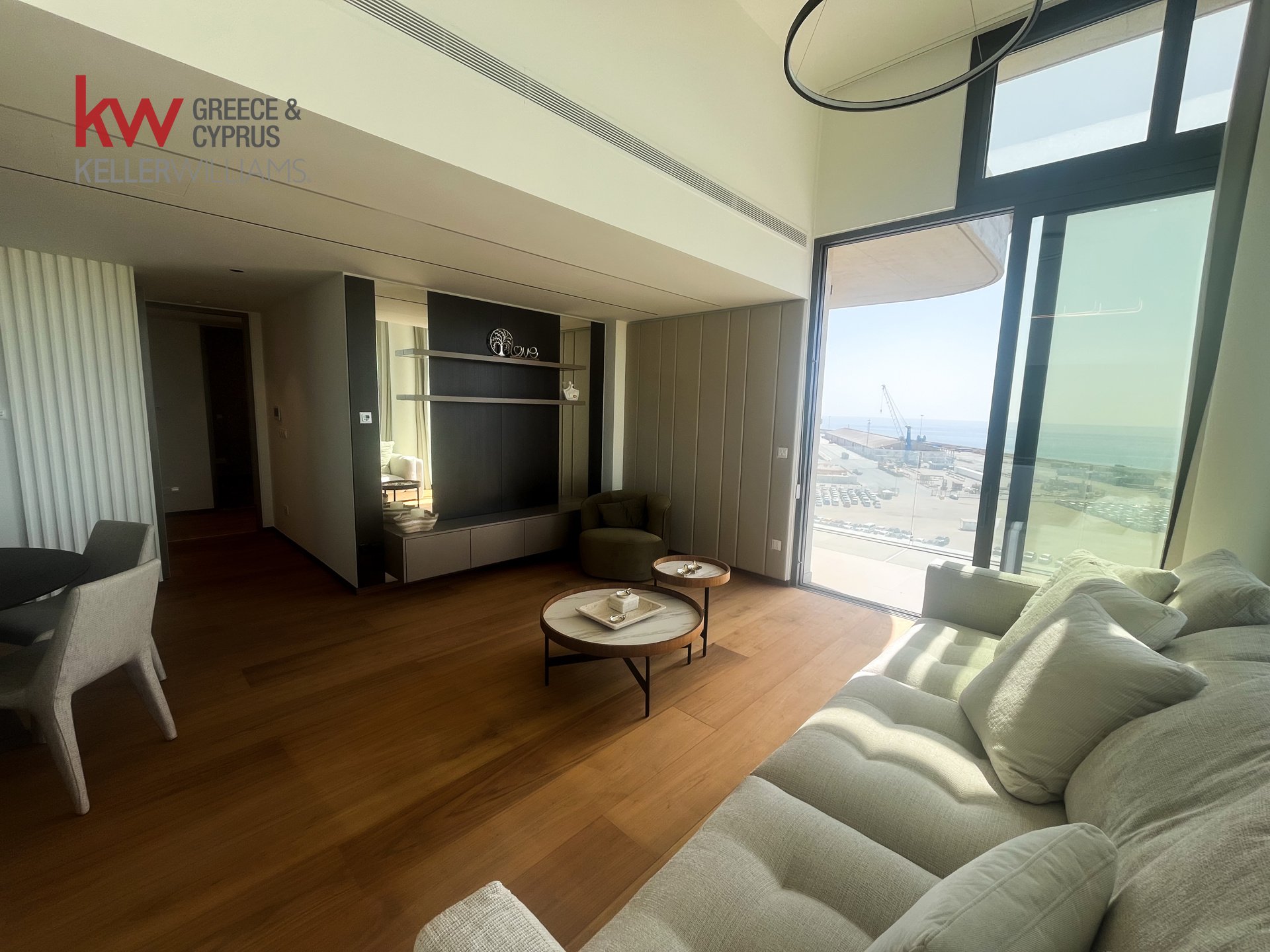 3 bedrooms Apartment in Larnaca, Larnaka, Cyprus No. 40466