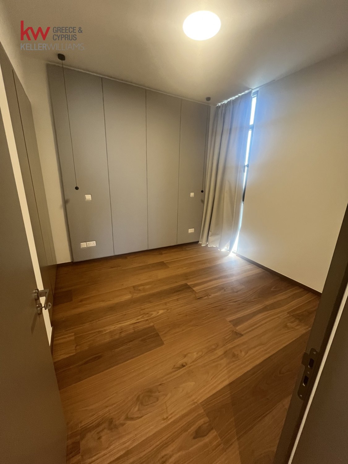3 bedrooms Apartment in Larnaca, Larnaka, Cyprus No. 40466