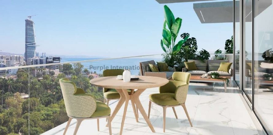 3 bedrooms Apartment in Limassol, Cyprus No. 37656