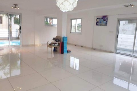 Вилла с 5 спальнями в Лимассол, Лимасол,  № 38431 4