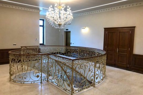 Вилла с 4 спальнями в Лимассол, Лимасол,  № 38425 9