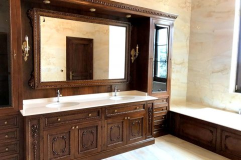 Вилла с 4 спальнями в Лимассол, Лимасол,  № 38425 12