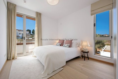 4 bedrooms Villa in Paphos,  No. 39416 12