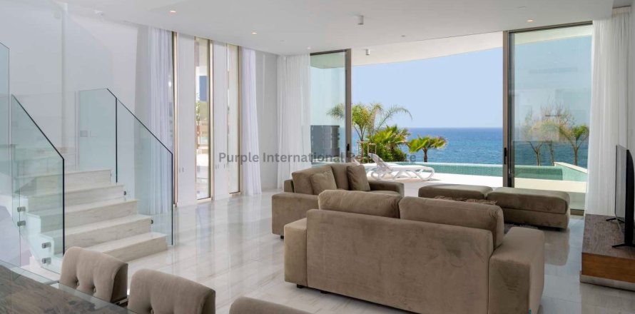 Вилла с 5 спальнями в Киссонерга, Пафос,  № 39415