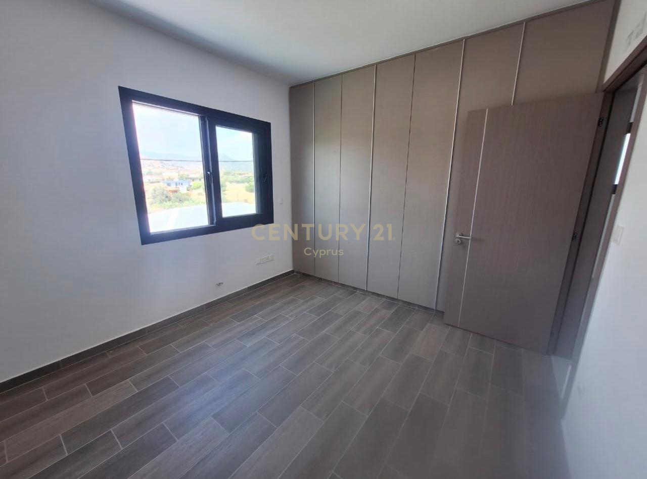 3 bedrooms Maisonette in Pyrgos, Limassol, Cyprus No. 53639