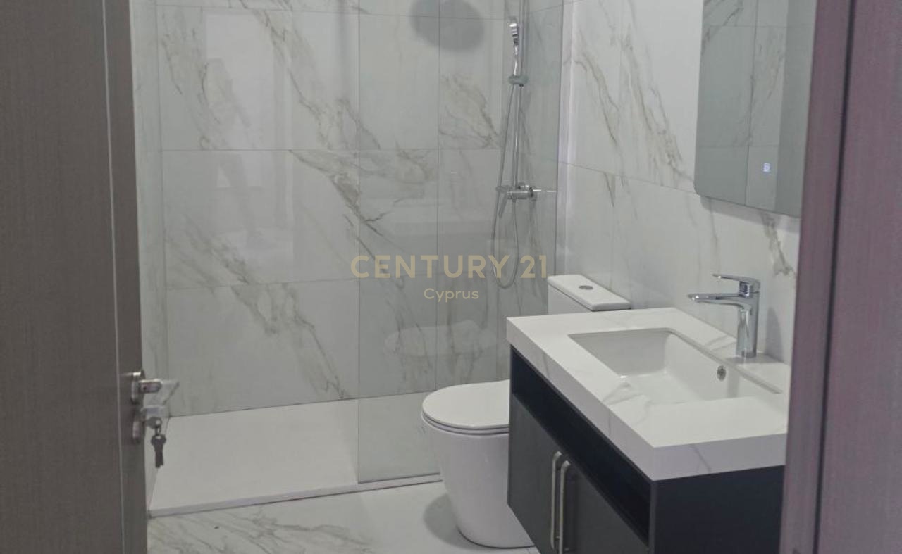 3 bedrooms Maisonette in Pyrgos, Limassol, Cyprus No. 53639