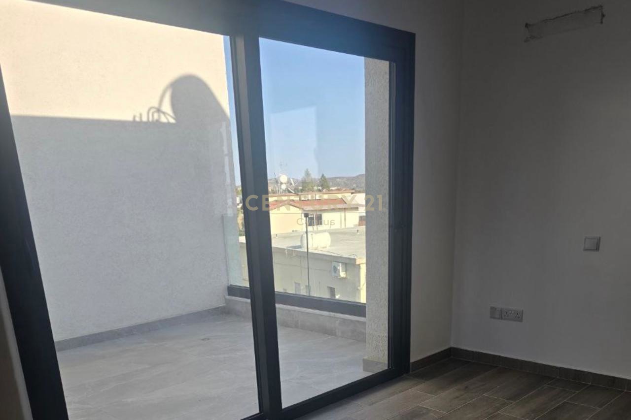 3 bedrooms Maisonette in Pyrgos, Limassol, Cyprus No. 53639