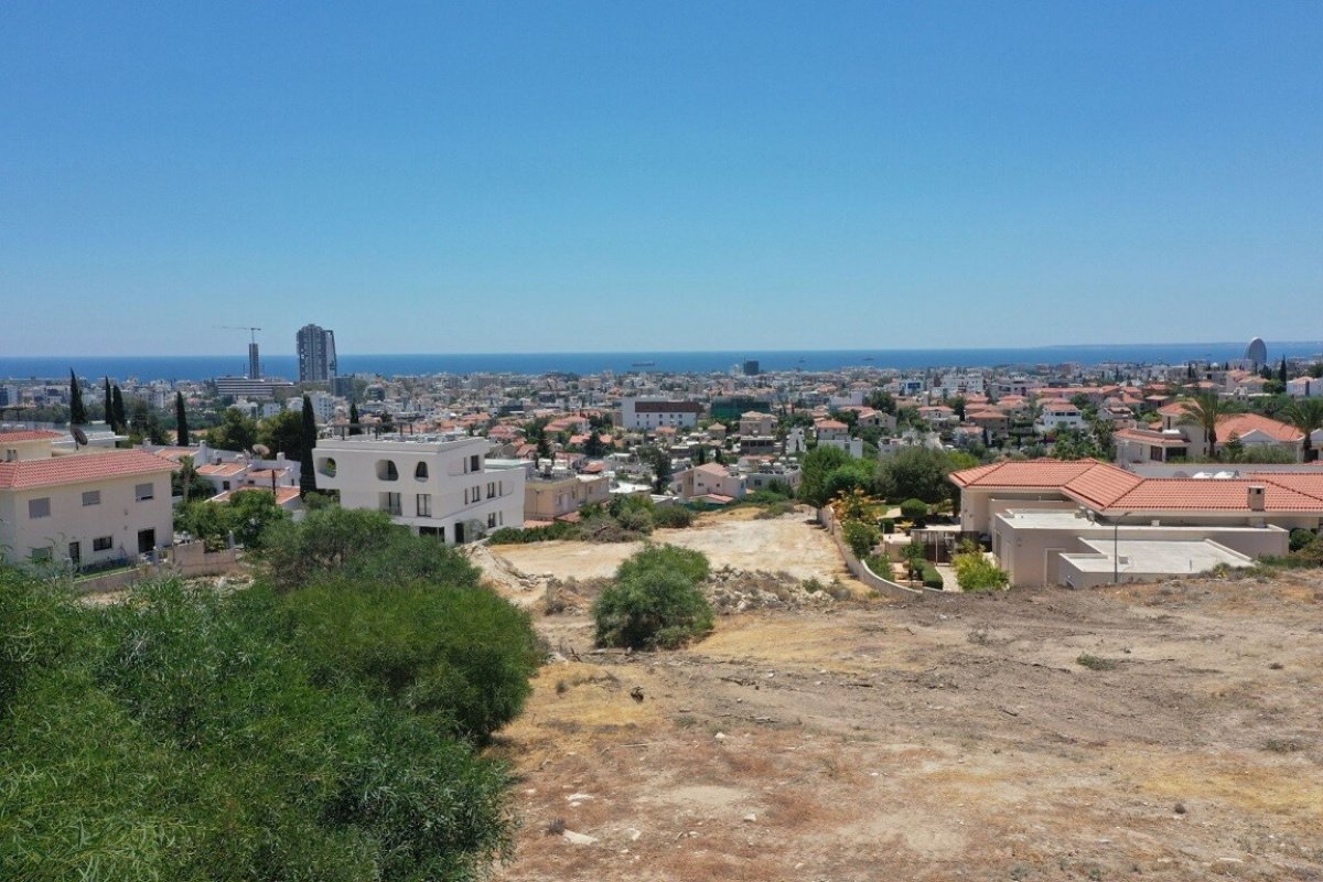 4 rooms Villa in Larnaca, Larnaka, Cyprus No. 39002
