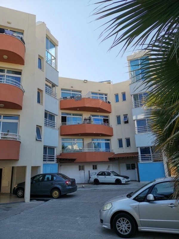 36 rooms Apartment in Larnaca, Larnaka, Cyprus No. 38999