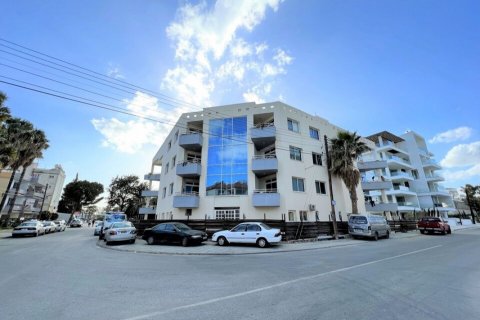 36 rooms Apartment in Larnaca, Larnaka, No. 38999