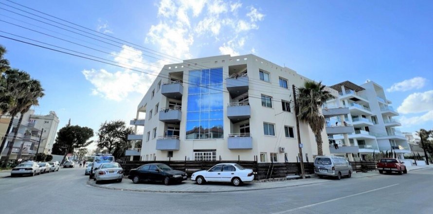 36 rooms Apartment in Larnaca, Larnaka,  No. 38999
