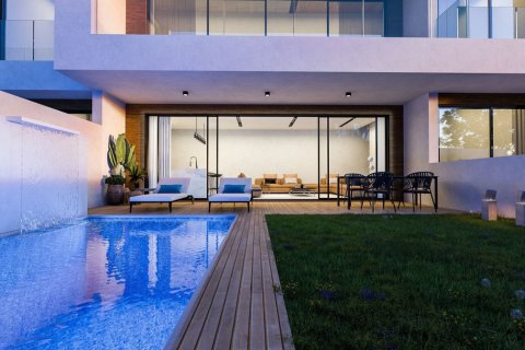 4 rooms Apartment in Limassol,  No. 39004 2