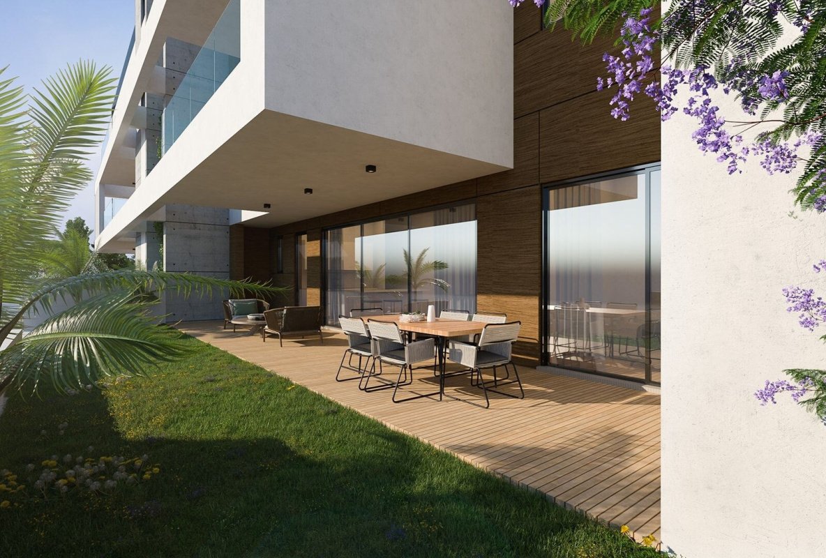 4 rooms Apartment in Limassol, Cyprus No. 39004