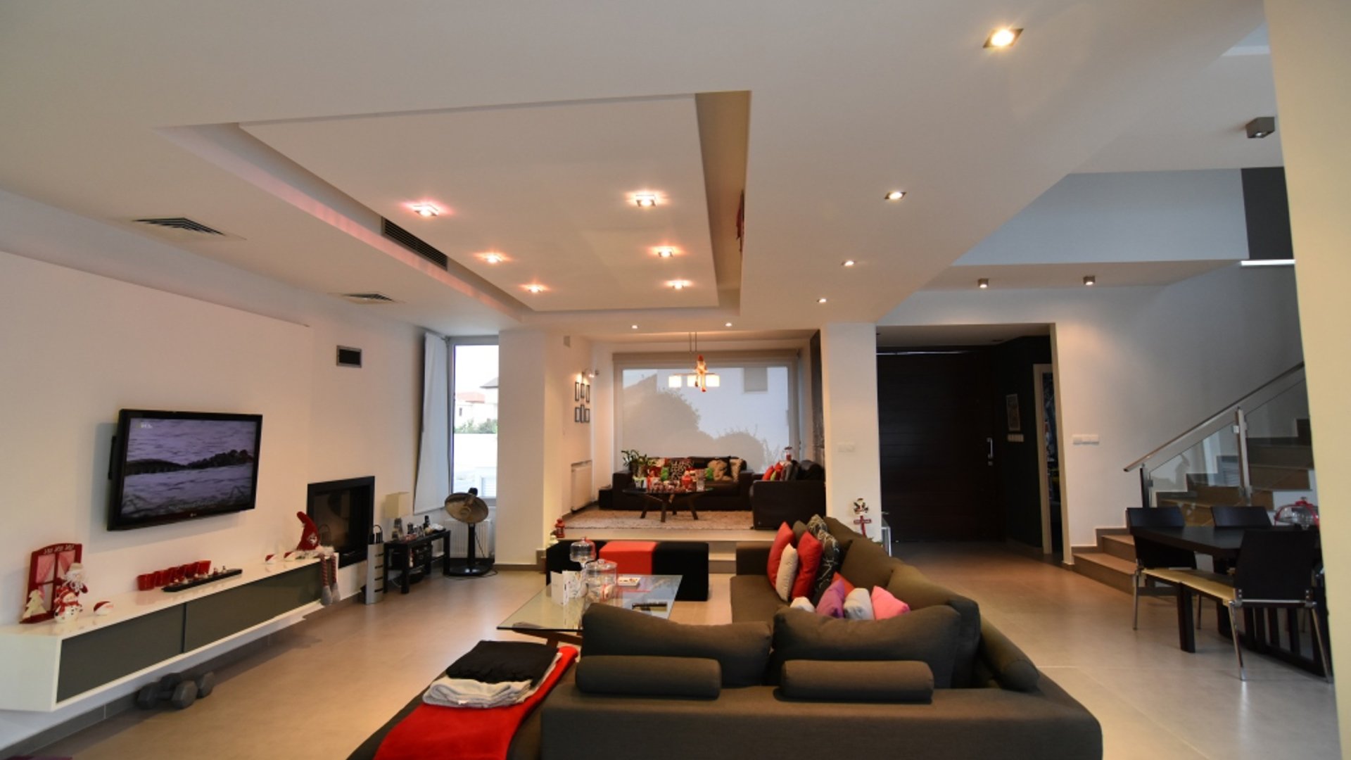 4 bedrooms Villa in Limassol, Cyprus No. 25679