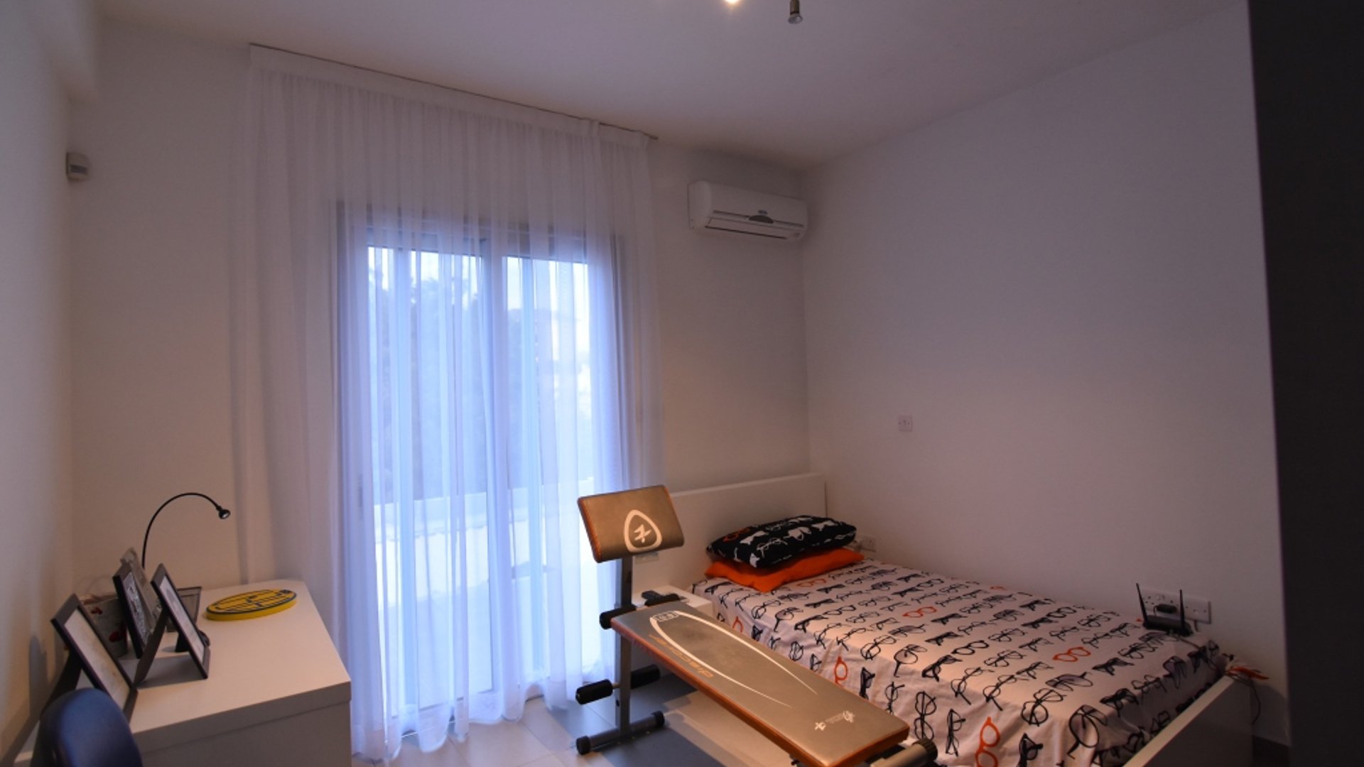 4 bedrooms Villa in Limassol, Cyprus No. 25679