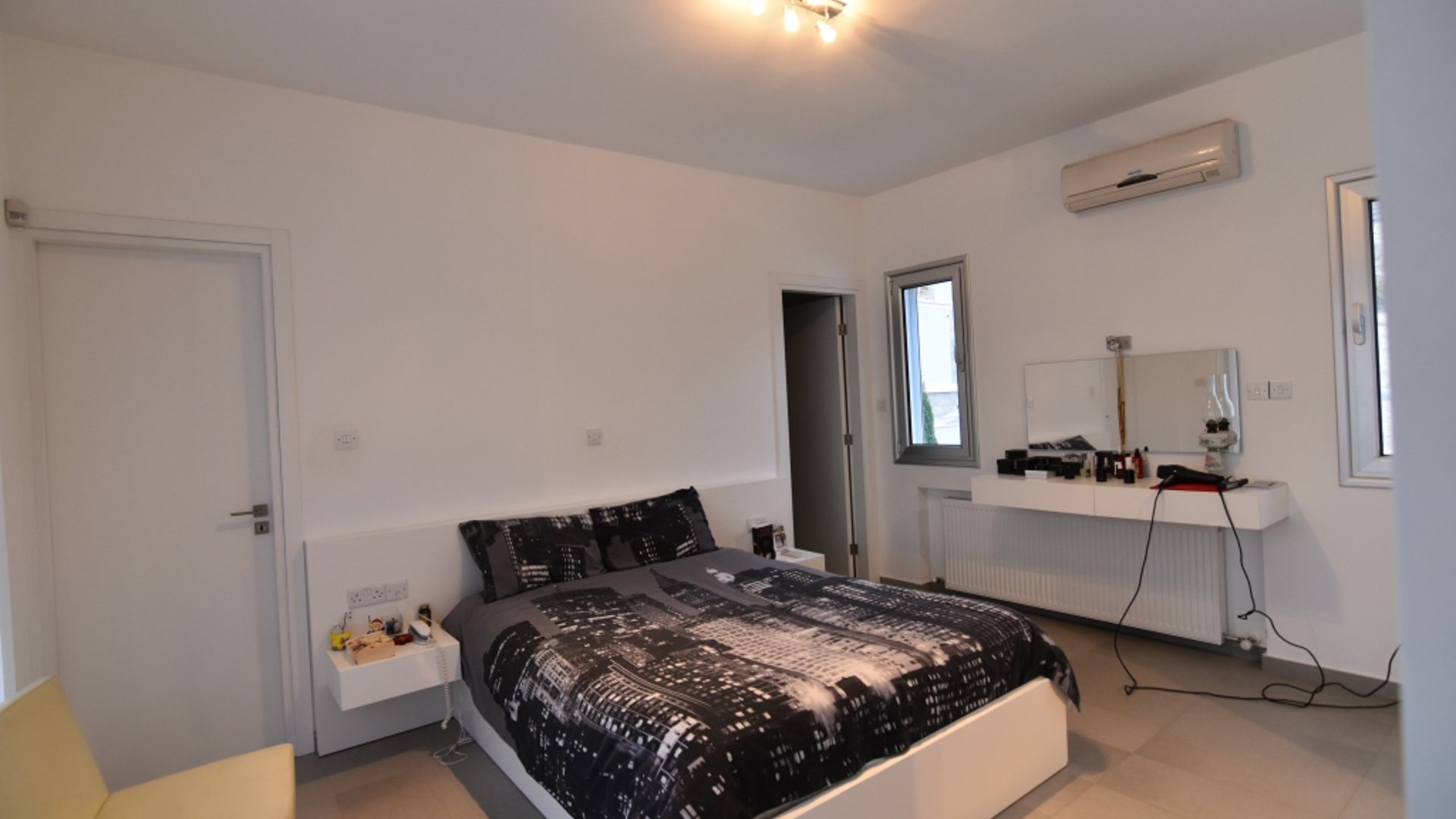 4 bedrooms Villa in Limassol, Cyprus No. 25679