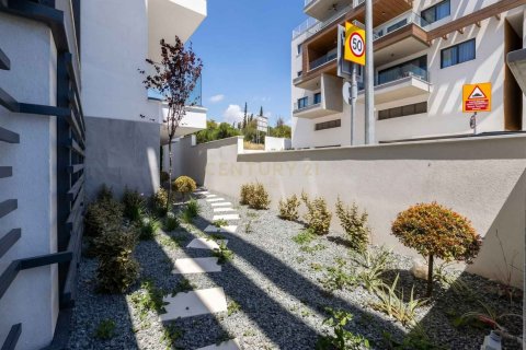 2 bedrooms Apartment in Limassol,  No. 57216 21