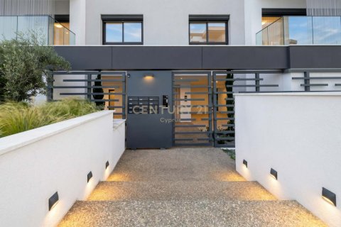 2 bedrooms Apartment in Limassol,  No. 57216 4