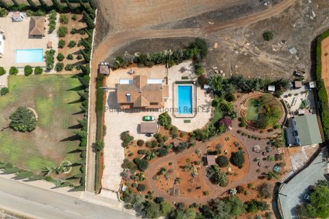 3 bedrooms Villa in Frenaros, Ammochostos, Cyprus No. 37688 4